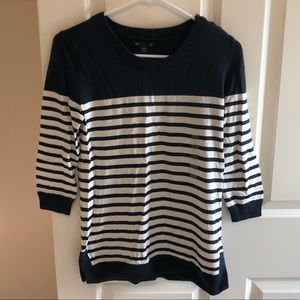 ¾ sleeve Gap sweater, size small, NEW